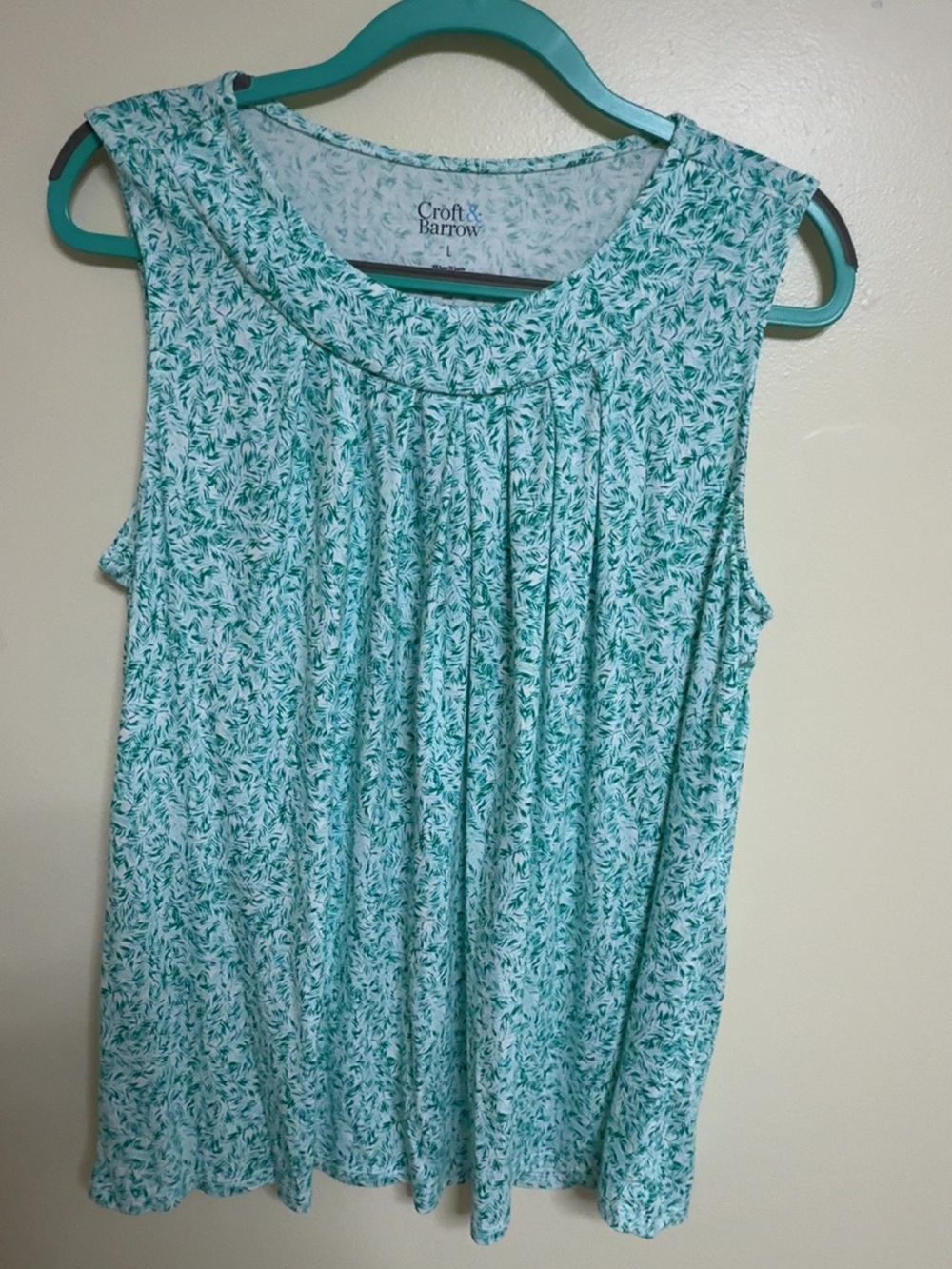 croft & barrow Mint Green Printed Sleeveless Pleated Camisole
